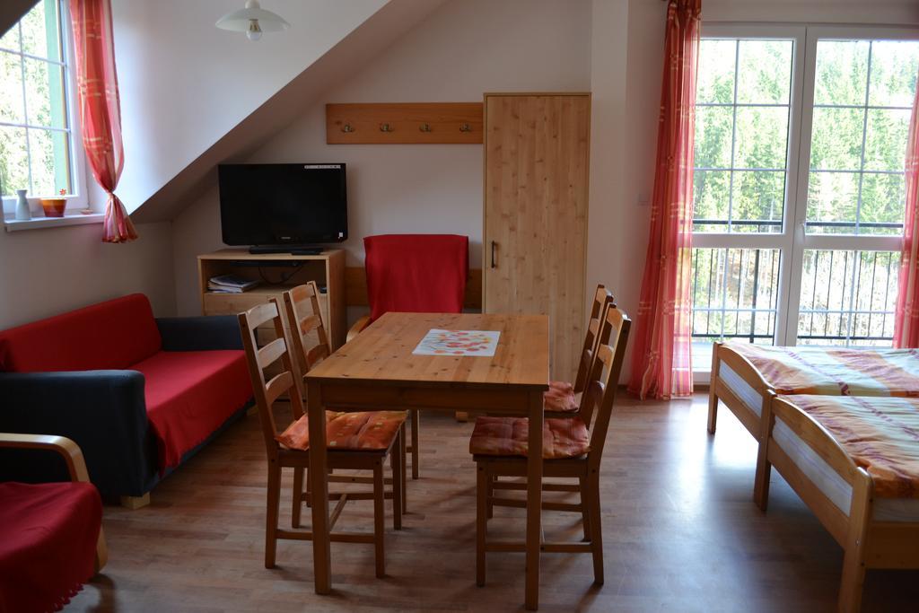 Orbit Karlov Pod Pradedem Apartment Malá Morávka Стая снимка